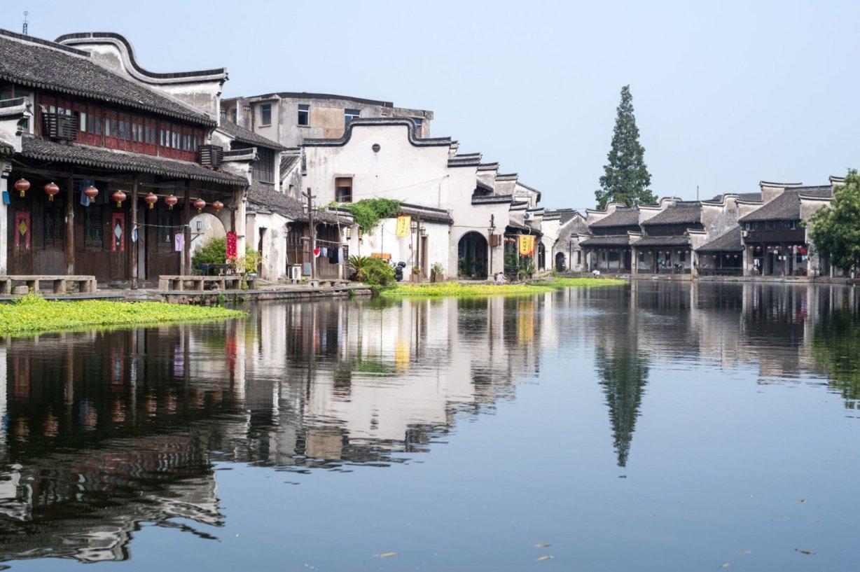 逃离废弃的城堡
